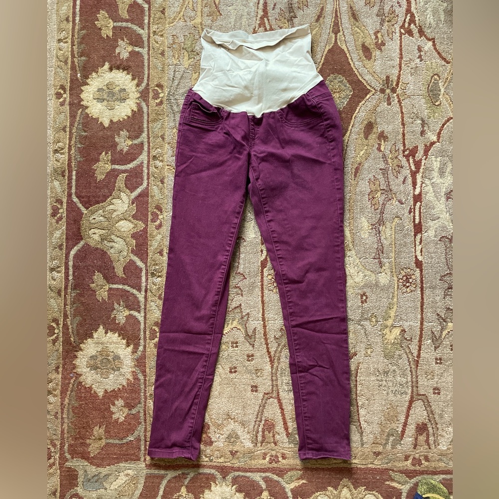 Maternity pants, size M